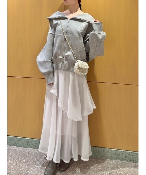 SNIDEL(スナイデル)の「Sustainableバリエーションティアードスカート(スカート・レディース・シルバー/アイボリー/ホワイト・0/1)」の2枚目の写真