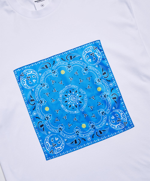VERSE ONE(バースワン)の「PAISLEY LOGO BANDANA T-SHIRTS WHITE/NAVY(Tシャツ/カットソー・レディース・その他・LARGE/MEDIUM/SMALL)」の4枚目の写真