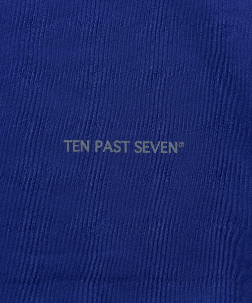 TEN PAST SEVEN(テン ファスト セブン)の「オーバーサイズスウェットシャツ - ブルー(スウェット・メンズ・その他・SMALL/MEDIUM/LARGE)」の4枚目の写真