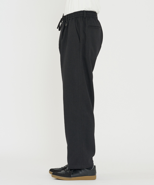 B.C STOCK（ベーセーストック）の「《追加》LANATEC(R) ウーステッドサージ イージーパンツ（スラックス・メンズ・ブラック/チャコールグレー・MEDIUM/LARGE）」の13枚目の写真