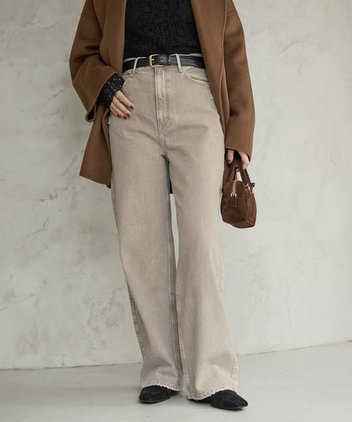 IENA（イエナ）の「upper hights/アッパーハイツ 別注 THE NIECE デニムパンツ（デニムパンツ・レディース・ベージュ/ブルー・22/26/25/24/23）」の6枚目の写真