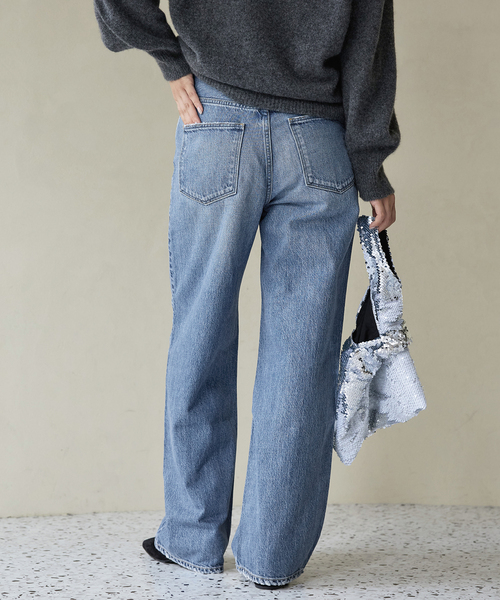 IENA（イエナ）の「upper hights/アッパーハイツ 別注 THE NIECE デニムパンツ（デニムパンツ・レディース・ベージュ/ブルー・22/26/25/24/23）」の17枚目の写真