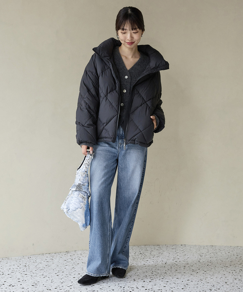 IENA（イエナ）の「upper hights/アッパーハイツ 別注 THE NIECE デニムパンツ（デニムパンツ・レディース・ベージュ/ブルー・22/26/25/24/23）」の18枚目の写真