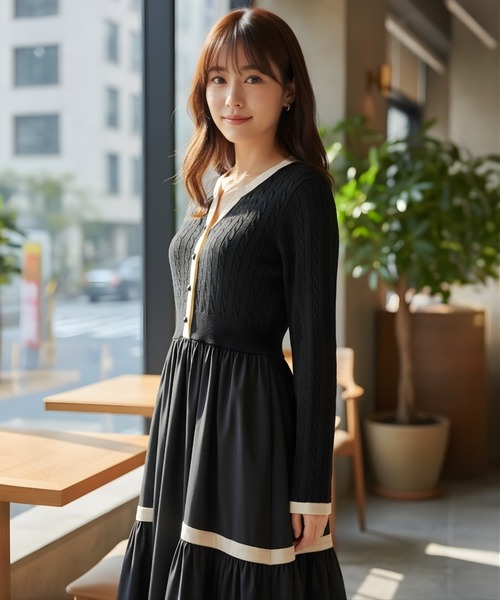 AND COUTURE(アンドクチュール)の「ケーブル編みニットドッキングワンピース(ワンピース・レディース・アイボリー/ブラック・FREE)」の1枚目の写真