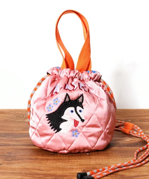 HOUSTON(ヒューストン)の「HOUSTON woman ヒューストン ウーマン CAT ALASKA EMB QUILTING EFECT BAG 猫 ネコ 龍 アラスカ 動物 刺繍 キルティング エフェクトバッグ 巾着バッグ(ショルダーバッグ・レディース・ラベンダー/ピンク/レッド/オリーブ/イエロー/ネイビー・FREE)」の9枚目の写真
