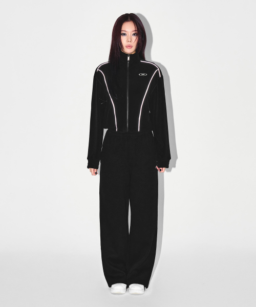 BORN TO WIN（ボーントゥウィン）の「W CHROME B FLEECE CROP JACKET [BLACK]（その他アウター・レディース・その他・2/1）」の4枚目の写真