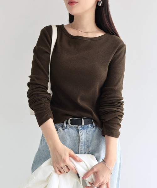 andme(アンドミー)の「袖ギャザーシアートップス(Tシャツ/カットソー・レディース・ブラウン/オフホワイト/ブラック・M)」の14枚目の写真