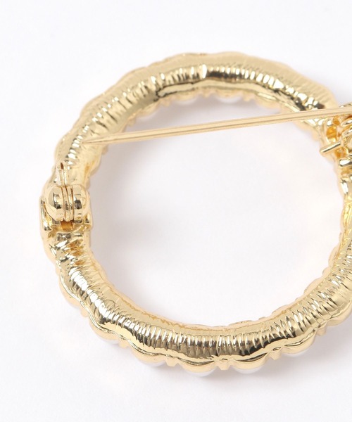 studio CLIP（スタディオクリップ）の「ラウンドパールブローチ（ブローチ/コサージュ・レディース・その他1・FREE）」の5枚目の写真