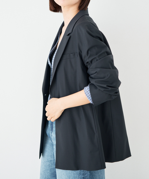 IENA（イエナ）の「《セットアップ対応可》エアリーライトジャケット（テーラードジャケット・レディース・ブラウン/ネイビー・36/38）」の11枚目の写真