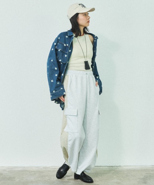 MIRROR STOKE（ミラーストーク）の「【ZOZO限定】MIX COLOR DRAWSTRING SWEAT PANTS/ミックスカラードローストリングスウェットパンツ（スウェットパンツ・レディース・アイボリー/ブラック/グレー・MEDIUM）」の14枚目の写真