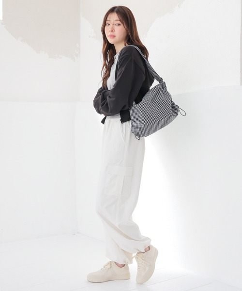 Honeys（ハニーズ）の「カーゴパンツ（カーゴパンツ・レディース・ブラック/カーキ/ホワイト/ピンク・S/M/LL/L/SS）」の6枚目の写真