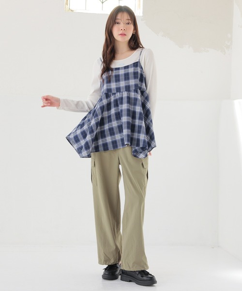 Honeys（ハニーズ）の「カーゴパンツ（カーゴパンツ・レディース・ブラック/カーキ/ホワイト/ピンク・S/M/LL/L/SS）」の14枚目の写真