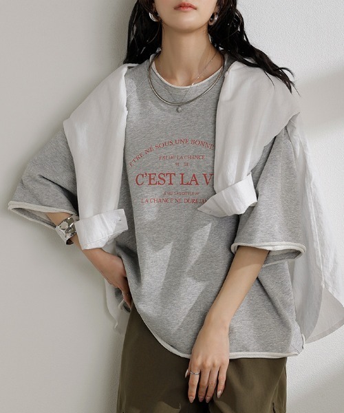 HUG.U(ハグユー)の「ユーズドライク ロゴ 半袖スウェットT(Tシャツ/カットソー・レディース・ブラック/グレー/ネイビー/カーキ/オレンジ・FREE)」の2枚目の写真