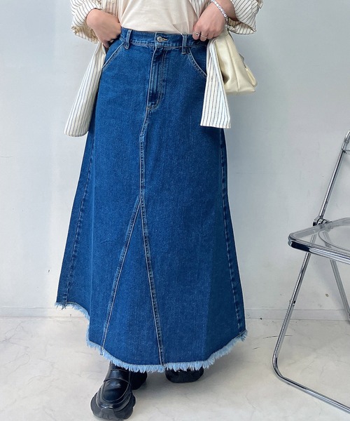 AS KNOW AS plus(アズノゥアズプラス)の「○リメイク風デニムロングスカート セットアップ可能(デニムスカート・レディース・ブルー系その他/ブルー/ブラック系その他・FREE)」の3枚目の写真
