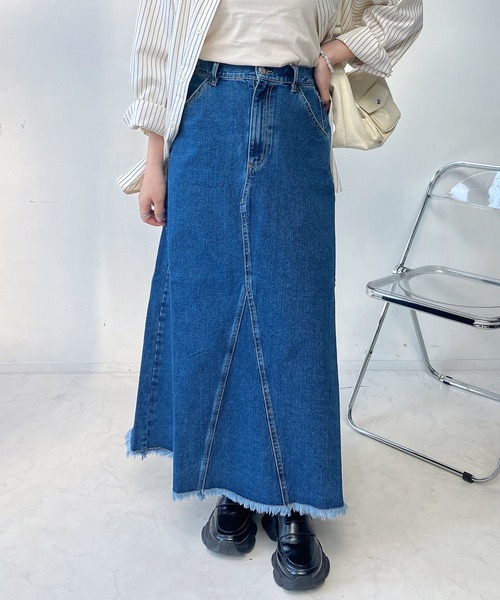 AS KNOW AS plus(アズノゥアズプラス)の「○リメイク風デニムロングスカート セットアップ可能(デニムスカート・レディース・ブルー系その他/ブルー/ブラック系その他・FREE)」の19枚目の写真