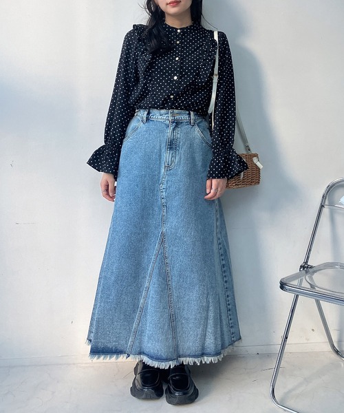 AS KNOW AS plus(アズノゥアズプラス)の「○リメイク風デニムロングスカート セットアップ可能(デニムスカート・レディース・ブルー系その他/ブルー/ブラック系その他・FREE)」の7枚目の写真