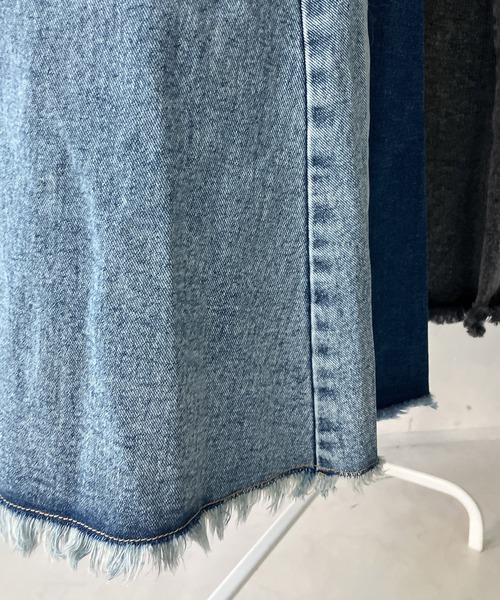 AS KNOW AS plus(アズノゥアズプラス)の「○リメイク風デニムロングスカート セットアップ可能(デニムスカート・レディース・ブルー系その他/ブルー/ブラック系その他・FREE)」の5枚目の写真