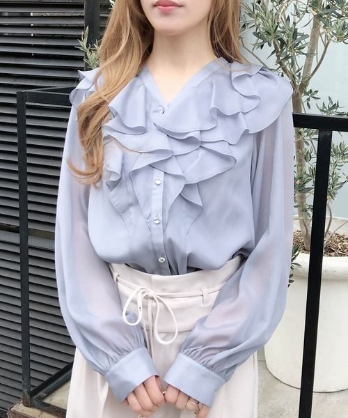 INGNI（イング）の「装飾ボタンフリルシアーブラウス（シャツ/ブラウス・レディース・オフホワイト/ブルー系/ピンク・M）」の10枚目の写真