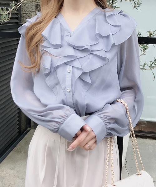 INGNI（イング）の「装飾ボタンフリルシアーブラウス（シャツ/ブラウス・レディース・オフホワイト/ブルー系/ピンク・M）」の11枚目の写真