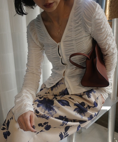 Ameri（アメリ）の「2WAY GATHER CUT TOP（Tシャツ/カットソー・レディース・ネイビー/ホワイト/グリーン・FREE）」の16枚目の写真