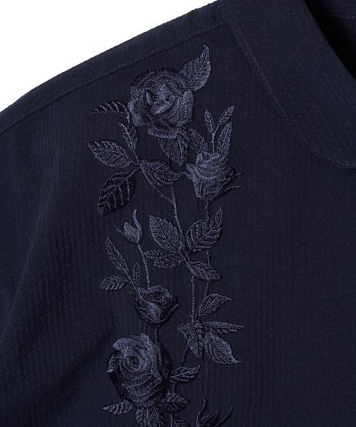 MSML(エムエスエムエル)の「SEERSUCKER EMBROIDERY SHIRT(シャツ/ブラウス・メンズ・ネイビー/ブラック・M/L/XL)」の6枚目の写真