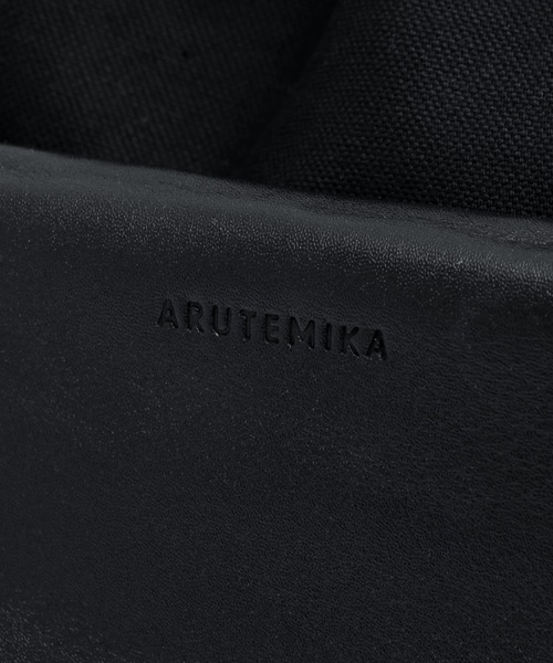 MASSIVE STORE（マッシブストア）の「【ARUTEMIKA/アルテミカ】レザータック＆ライニングデザインバッグ（ショルダーバッグ・メンズ・ブラック・FREE）」の11枚目の写真