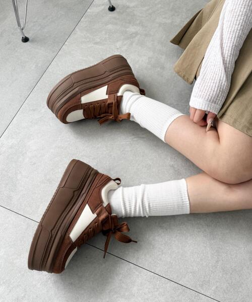 WEGO（ウィゴー）の「WEGO/厚底ワイドシューレーススニーカー（スニーカー・レディース・ブラウン/ブラック・LARGE/MEDIUM/SMALL）」の18枚目の写真