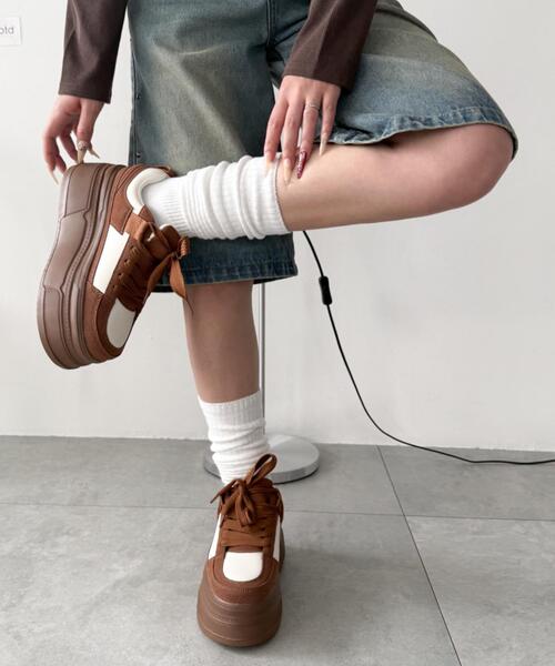 WEGO（ウィゴー）の「WEGO/厚底ワイドシューレーススニーカー（スニーカー・レディース・ブラウン/ブラック・LARGE/MEDIUM/SMALL）」の19枚目の写真