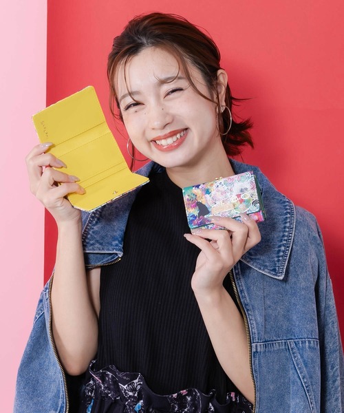 ScoLar(スカラー)の「SC80-2:黒ネコ×スカラーちゃん 花柄口金財布(財布・レディース・グリーン/イエロー・FREE)」の3枚目の写真