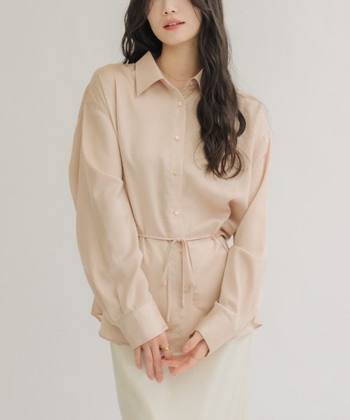 NEUNA(ヌナ)の「【羽織るだけで決まる!】グロウサテンリボンシャツ(シャツ/ブラウス・レディース・ピンク/グレー/アイボリー・FREE)」の1枚目の写真