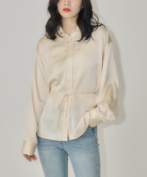 NEUNA(ヌナ)の「【羽織るだけで決まる!】グロウサテンリボンシャツ(シャツ/ブラウス・レディース・ピンク/グレー/アイボリー・FREE)」の2枚目の写真