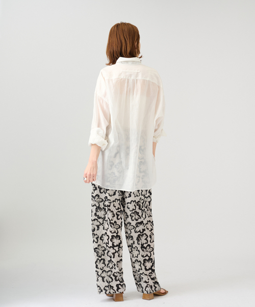 VERMEIL par iena（ヴェルメイユパーイエナ）の「Shadow Bloom パンツ（その他パンツ・レディース・その他2・38/36）」の3枚目の写真