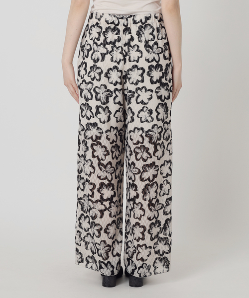 VERMEIL par iena（ヴェルメイユパーイエナ）の「Shadow Bloom パンツ（その他パンツ・レディース・その他2・38/36）」の11枚目の写真