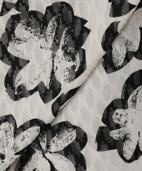 VERMEIL par iena（ヴェルメイユパーイエナ）の「Shadow Bloom パンツ（その他パンツ・レディース・その他2・38/36）」の19枚目の写真