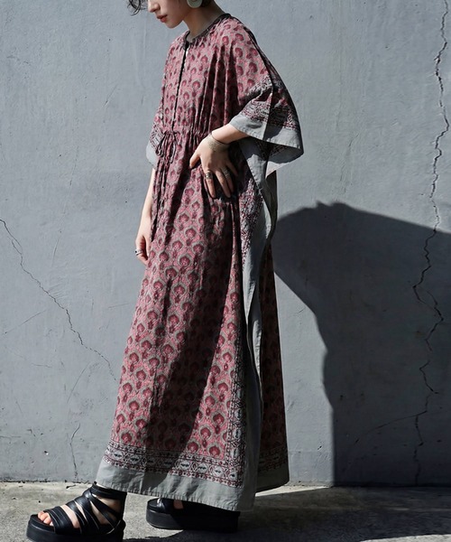 antiqua(アンティカ)の「インド綿 カフタンワンピース(ワンピース・レディース・レッド系その他/グリーン系その他・ONESIZE)」の3枚目の写真