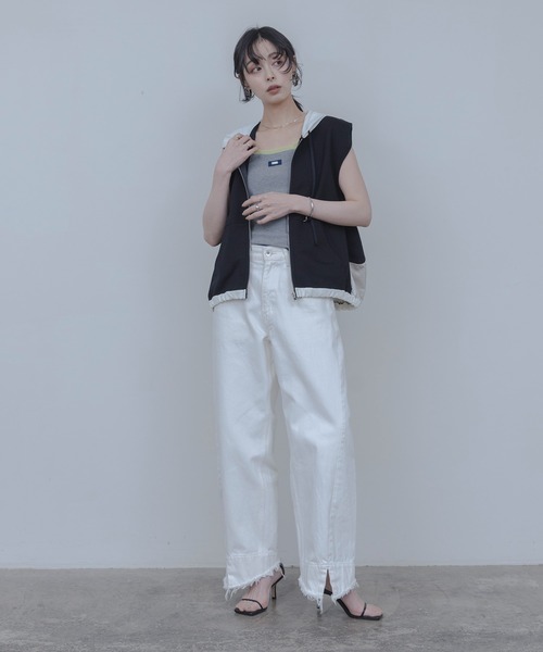 Eimee Law(エイミーロウ)の「裏毛フーディージレ(ベスト・レディース・ライトグレー/オートミール/ブラック・FREE)」の13枚目の写真