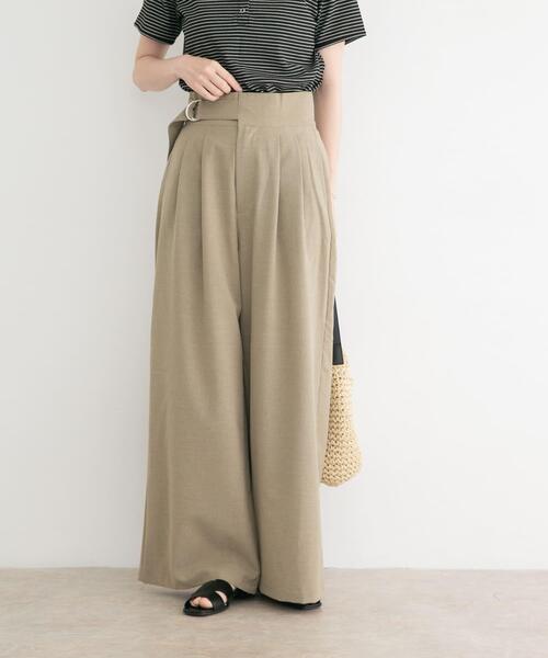 ITEMS URBANRESEARCH（アイテムズ アーバンリサーチ）の「アシメデザインベルトパンツ（その他パンツ・レディース・ベージュ/ブラウン・MEDIUM/SMALL）」の13枚目の写真