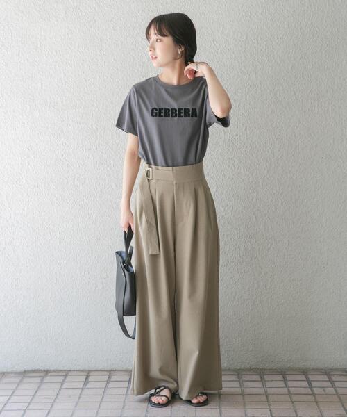 ITEMS URBANRESEARCH（アイテムズ アーバンリサーチ）の「アシメデザインベルトパンツ（その他パンツ・レディース・ベージュ/ブラウン・MEDIUM/SMALL）」の6枚目の写真