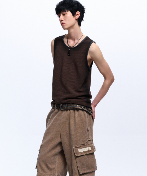 RSSC（アールエスエスシー）の「LEATHER MIXED SPRAY SLEEVELESS - BROWN（Tシャツ/カットソー・レディース・その他・0/1/2）」の2枚目の写真