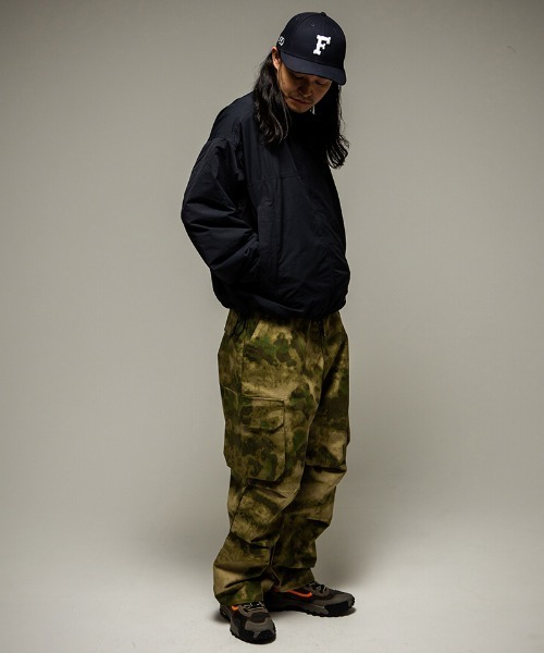 430（フォーサーティ）の「mp14913- CAMO ESLOT CARGO PANTS カーゴパンツ(26-094)（カーゴパンツ・メンズ・グレー系カモフラージュ/ブラウン系カモフラージュ/カモフラージュ/グリーン系カモフラージュ・3/2/1）」の6枚目の写真