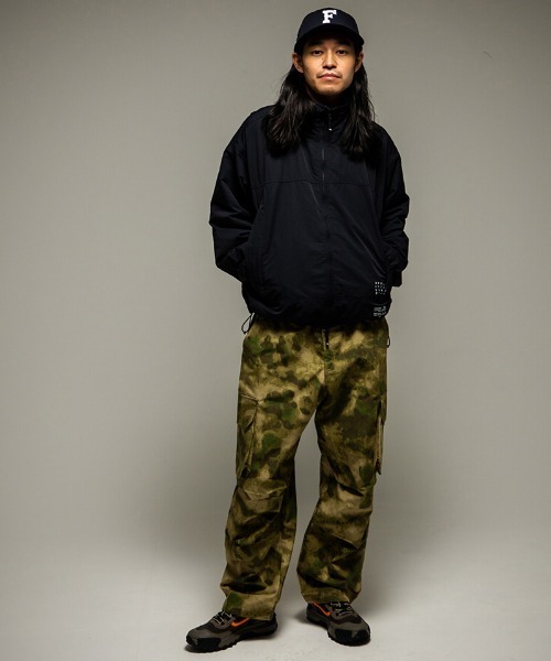 430（フォーサーティ）の「mp14913- CAMO ESLOT CARGO PANTS カーゴパンツ(26-094)（カーゴパンツ・メンズ・グレー系カモフラージュ/ブラウン系カモフラージュ/カモフラージュ/グリーン系カモフラージュ・3/2/1）」の8枚目の写真