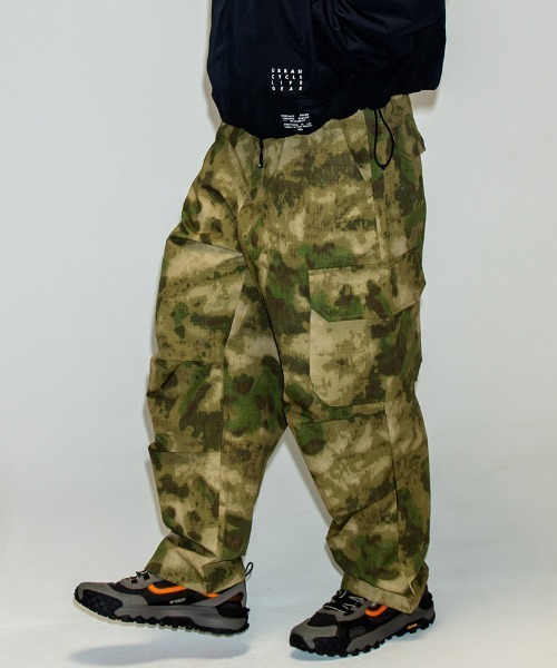 430（フォーサーティ）の「mp14913- CAMO ESLOT CARGO PANTS カーゴパンツ(26-094)（カーゴパンツ・メンズ・グレー系カモフラージュ/ブラウン系カモフラージュ/カモフラージュ/グリーン系カモフラージュ・3/2/1）」の9枚目の写真