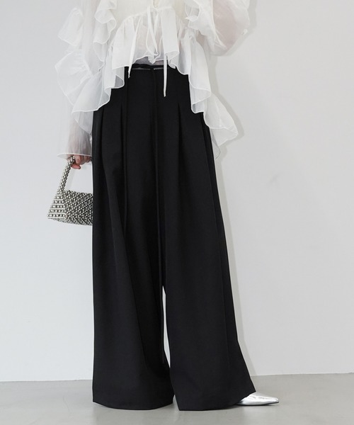 chuclla(チュクラ)の「ハイウェストタックワイドパンツ chw26s165(その他パンツ・レディース・ブラック/アイボリー・L/M/S)」の10枚目の写真
