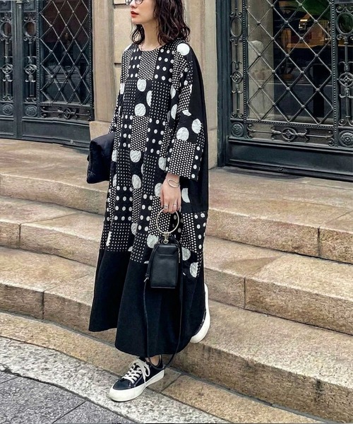 antiqua(アンティカ)の「ドット柄 コクーン 七分袖 ワンピース(ワンピース・レディース・ブラック・ONESIZE)」の3枚目の写真