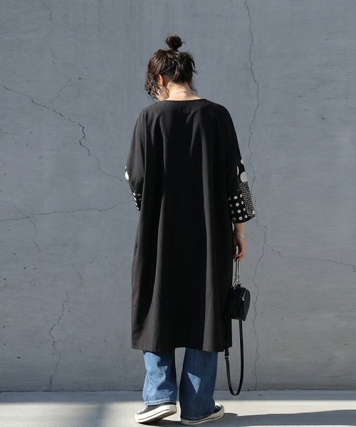 antiqua(アンティカ)の「ドット柄 コクーン 七分袖 ワンピース(ワンピース・レディース・ブラック・ONESIZE)」の5枚目の写真