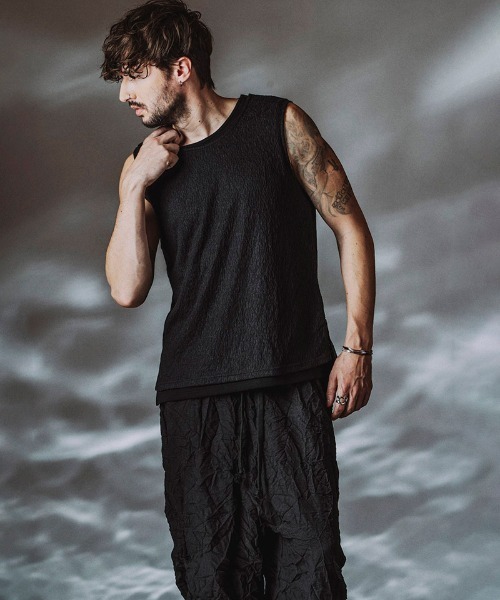 NO ID.（ノーアイディ）の「mta617- ｼｱｰﾚｲﾔｰﾄﾞｽﾘｰﾌﾞﾚｽPO Tシャツ(458006-463T)（タンクトップ・メンズ・グレー/ブラック/アイボリー・ONE SIZE）」の13枚目の写真