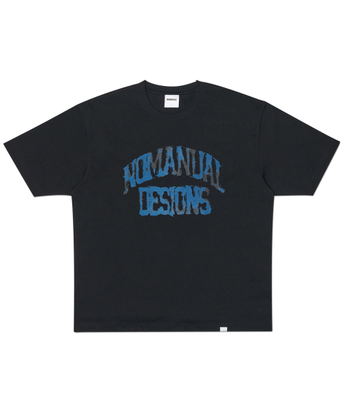 NOMANUAL(NOMANUAL)の「SMEAR ARCH LOGO T-SHIRT - BLACK(Tシャツ/カットソー・レディース・その他・LARGE/MEDIUM/SMALL/X-LARGE)」の1枚目の写真