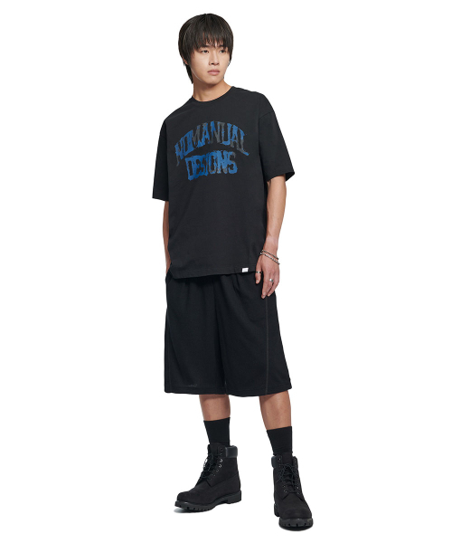 NOMANUAL(NOMANUAL)の「SMEAR ARCH LOGO T-SHIRT - BLACK(Tシャツ/カットソー・レディース・その他・LARGE/MEDIUM/SMALL/X-LARGE)」の3枚目の写真