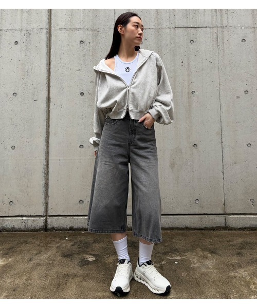 LE CIEL BLEU(ルシェルブルー)の「デニムハーフパンツ / Denim Half Pants(デニムパンツ・レディース・チャコールグレー・34/36/38)」の12枚目の写真