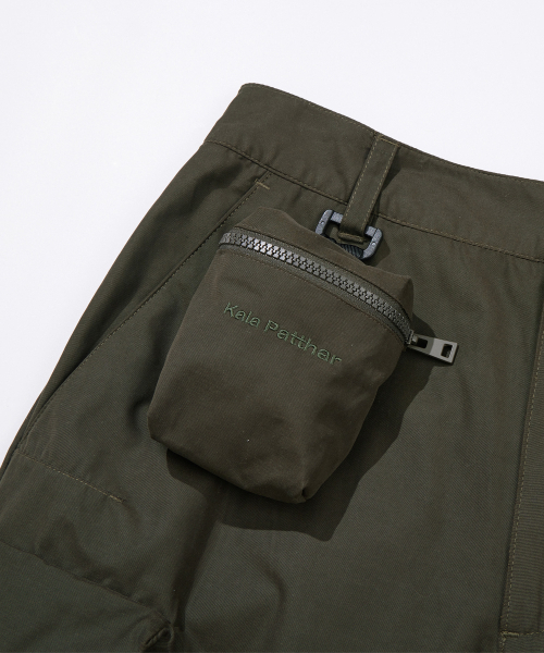 KALAPATTHAR(カラパタール)の「MINI BAG DOUBLE POCKET WIDE PANTS - KHAKI(その他パンツ・メンズ・その他・LARGE/MEDIUM)」の4枚目の写真